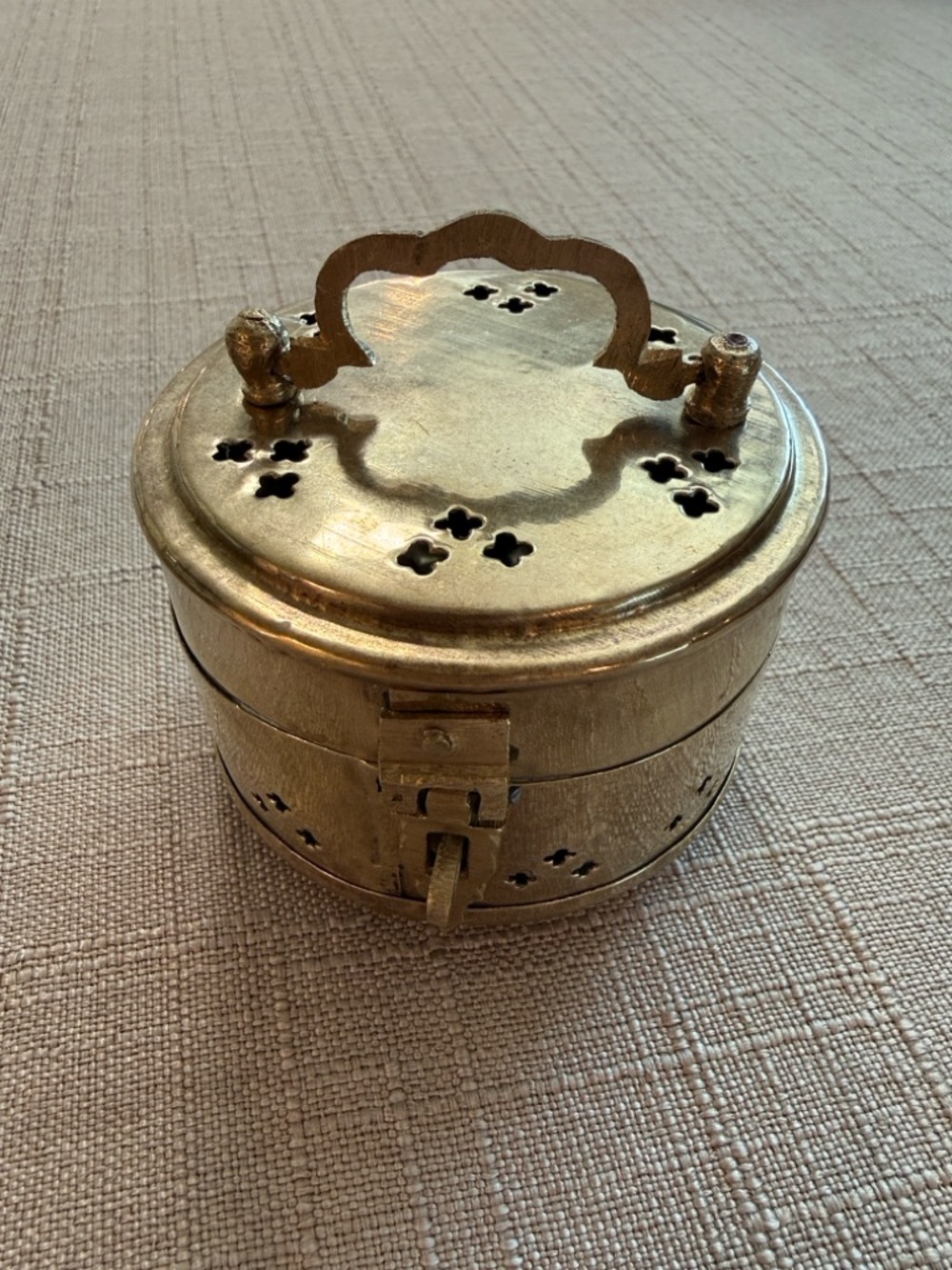Round Decorative Brass footed Cricket Trinket Box with Handle VNTG